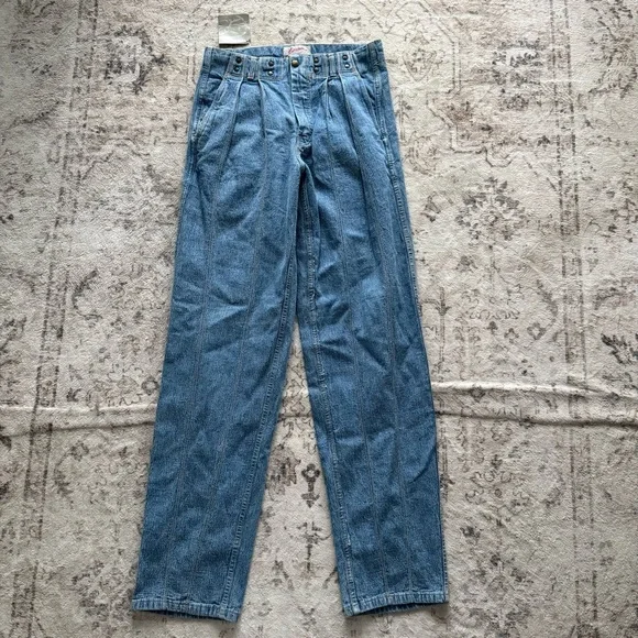 Deadstock 90s High Rise Light Wash Straight Leg Jeans | Vintage Minimalist Denim - Picture 8 of 8